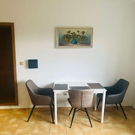 Apartman U Slunecnice Husinetz Exterior foto