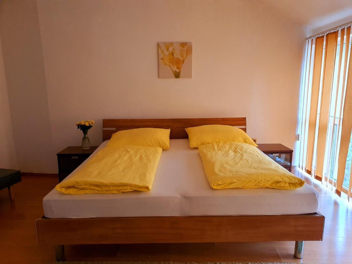 Apartman U Slunecnice Husinetz Exterior foto