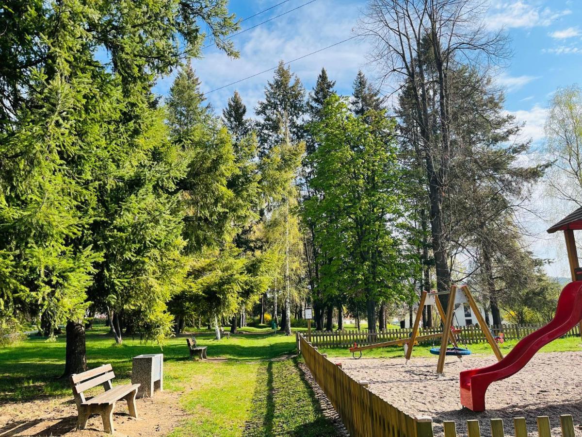Apartman U Slunecnice Husinetz Exterior foto